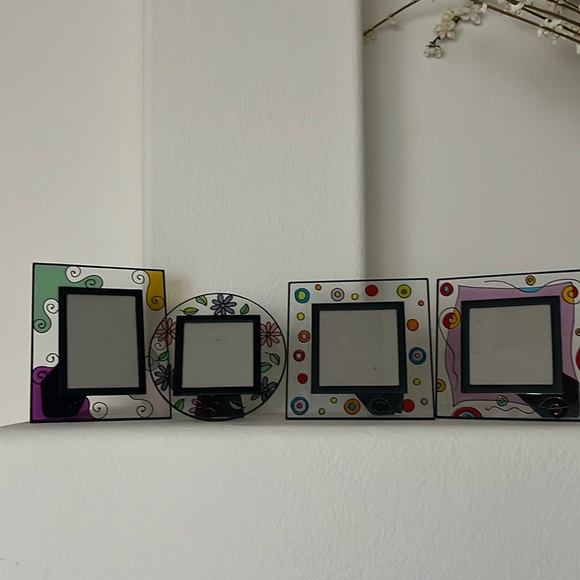 Modern artsy Picture frames set of 4 - Picture 2 of 9